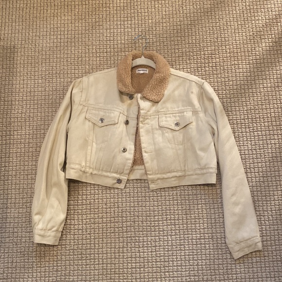 Superdown Madenna Cropped Sherpa Jacket- size S worn once! - Picture 2 of 4